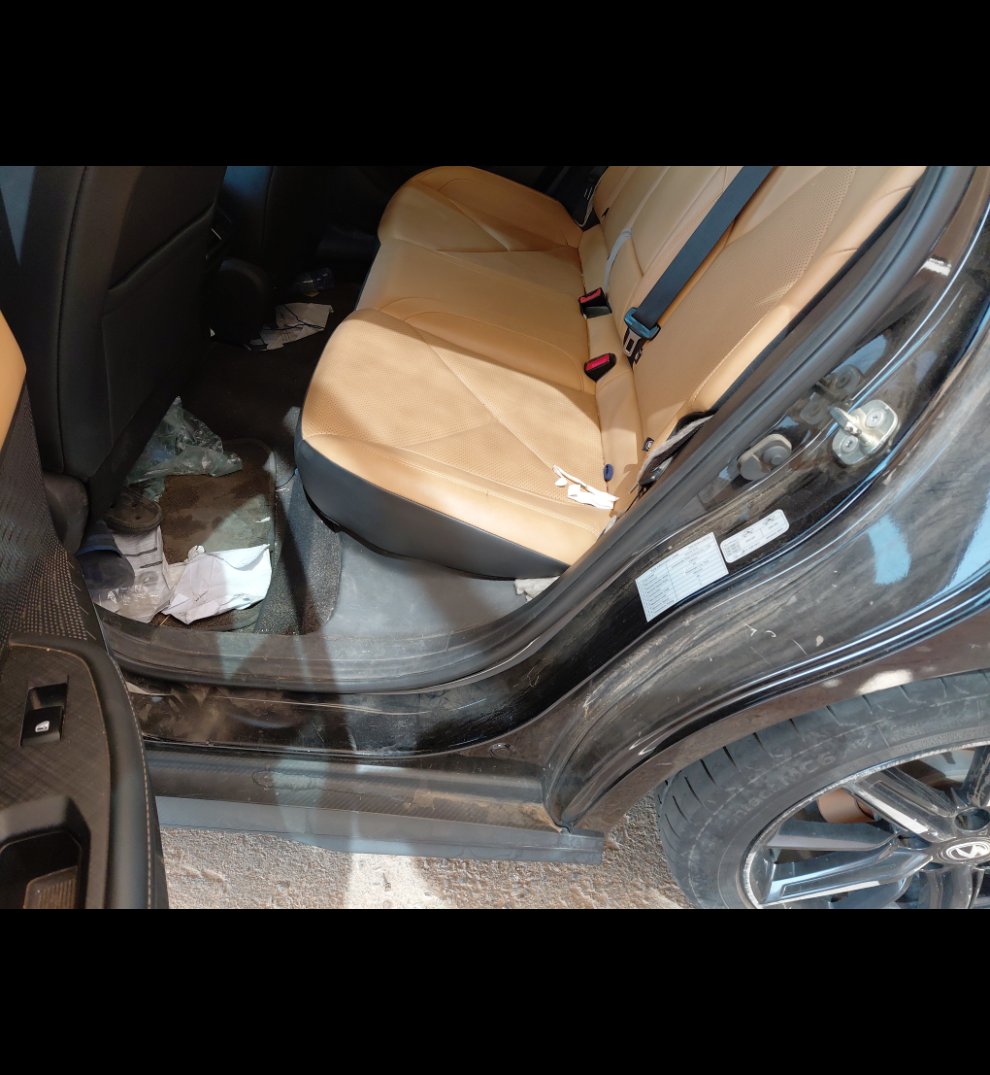 Changan UNI-V LUX 2024 image