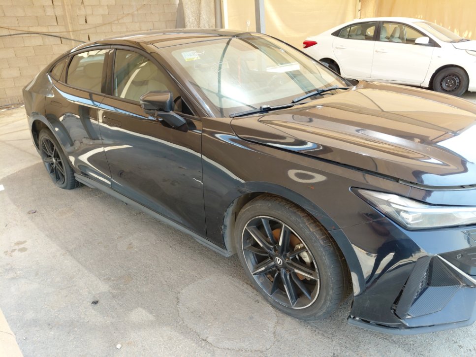 Changan UNI-V LUX 2024 image