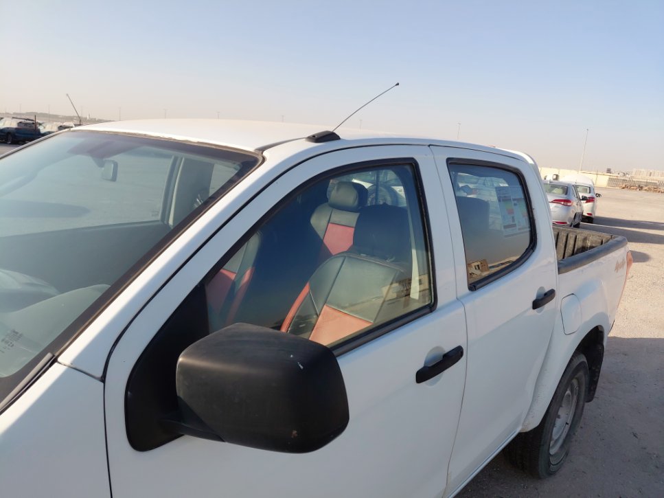 Isuzu D MAX 4X4 2020 image