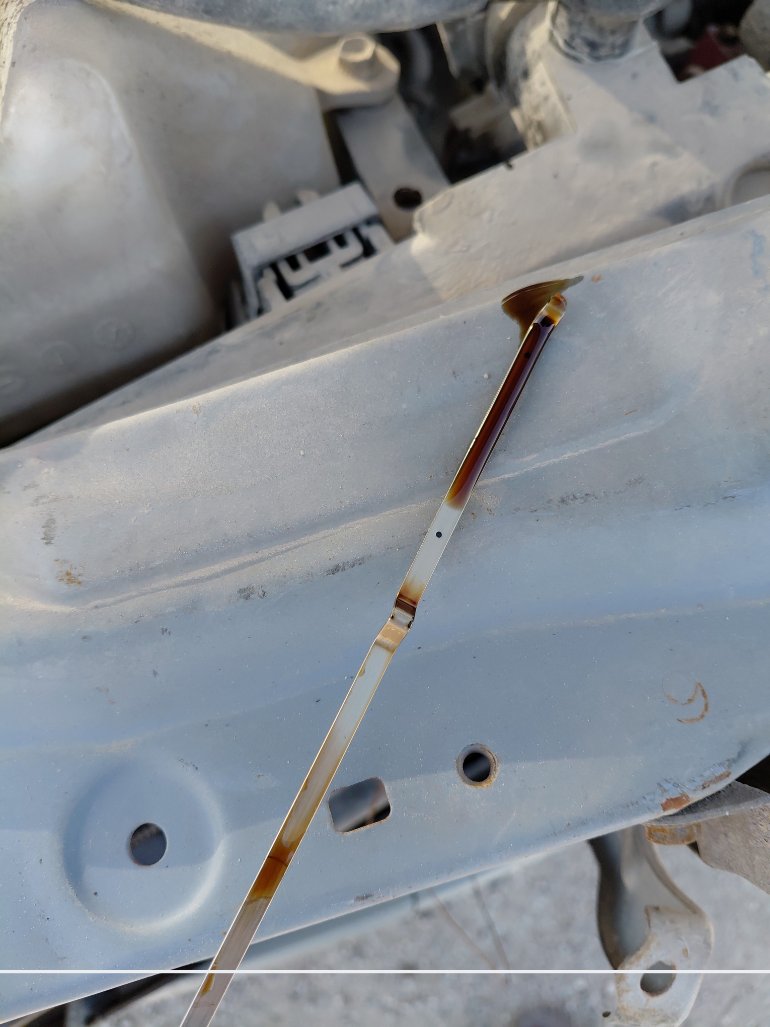 تويوتا كامري تالف 2017 image