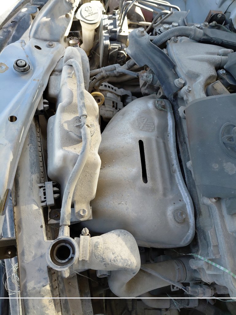 تويوتا كامري تالف 2017 image