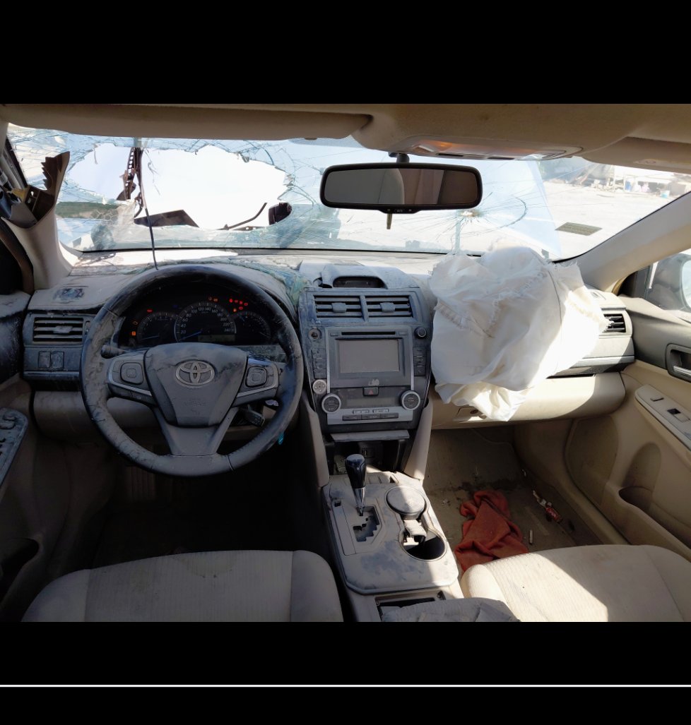 تويوتا كامري تالف 2017 image