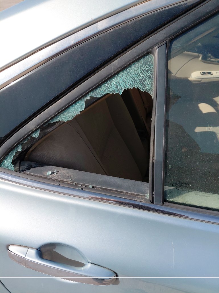 تويوتا كامري تالف 2017 image