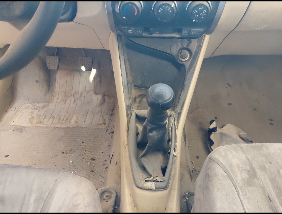 تويوتا يارس  2015 image