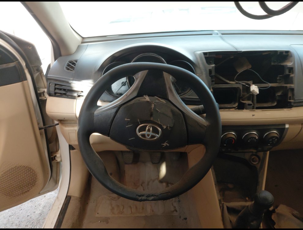 تويوتا يارس  2015 image