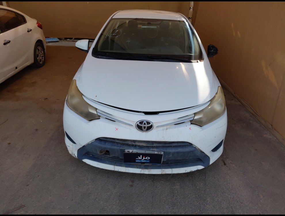 تويوتا يارس  2015