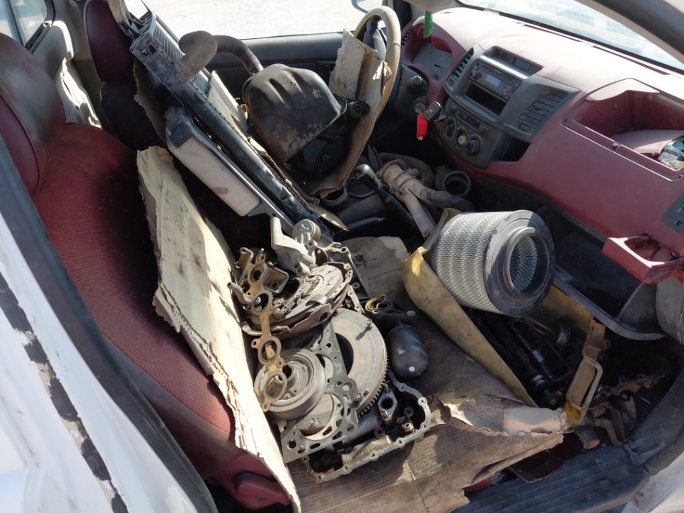 Toyota Hilux  2013 image