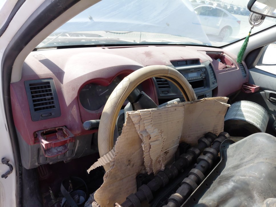 Toyota Hilux  2013 image