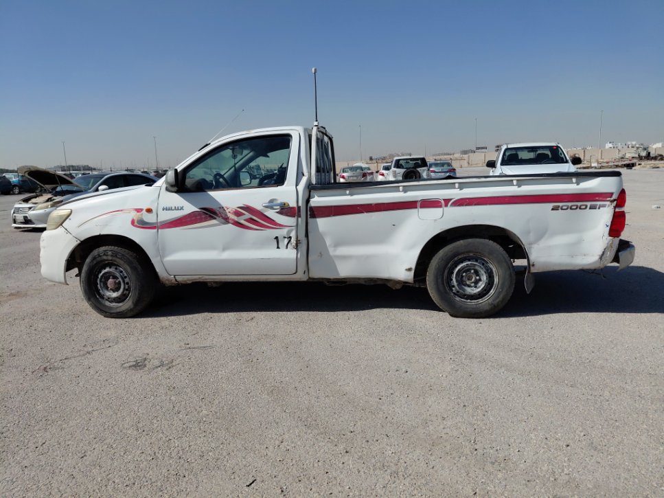 Toyota Hilux  2013 image