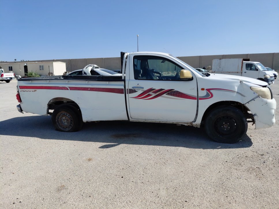 Toyota Hilux  2013 image