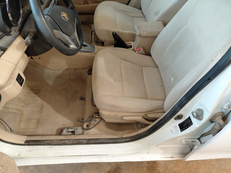 Toyota Yaris  2016 image