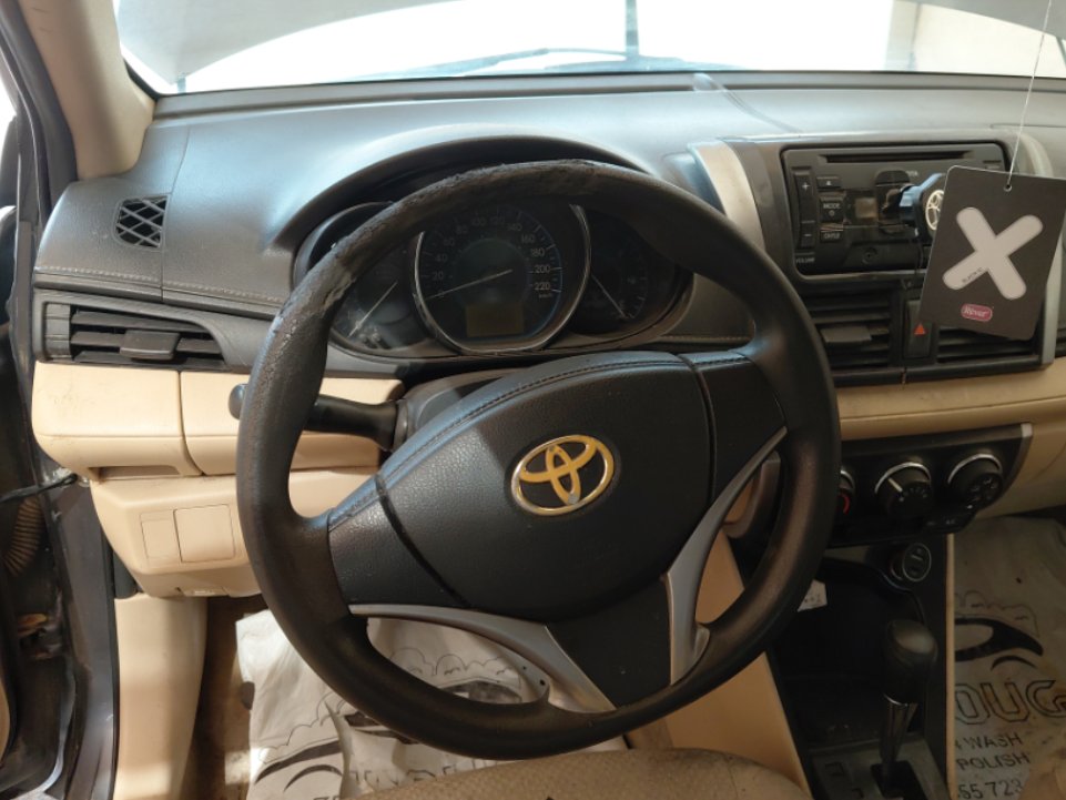 تويوتا يارس  2015 image