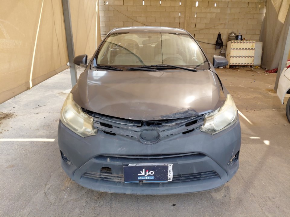 تويوتا يارس  2015