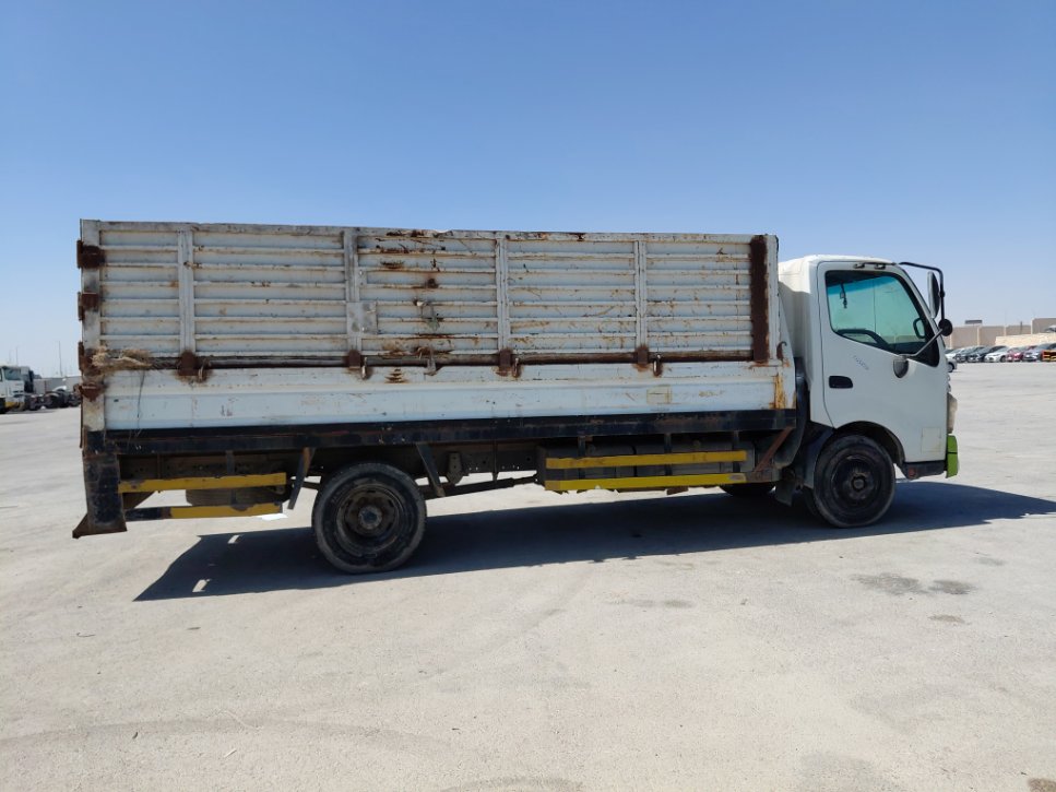 Toyota Dyna  2014 image