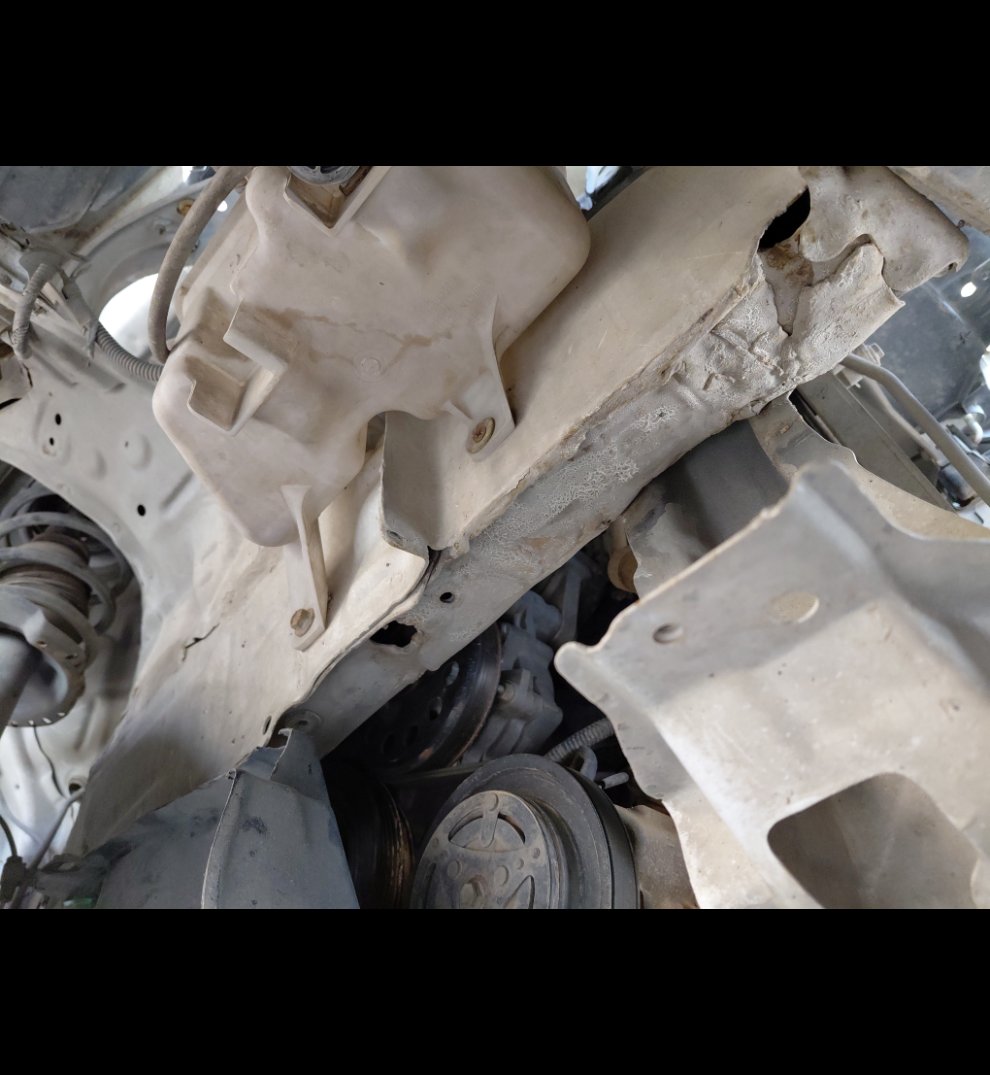 تويوتا يارس  2015 image