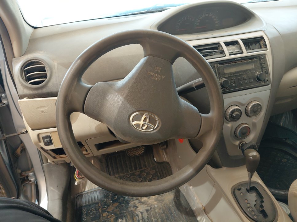 تويوتا يارس  2013 image