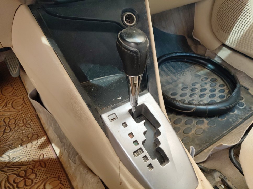 Toyota Yaris  2016 image