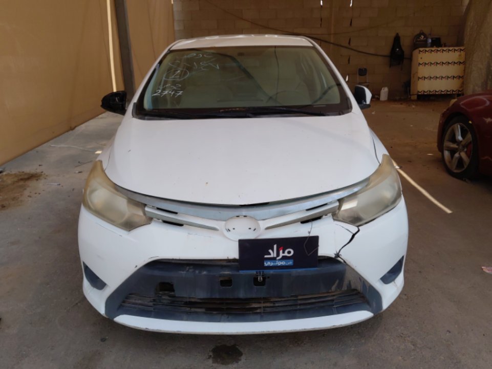 تويوتا يارس  2016