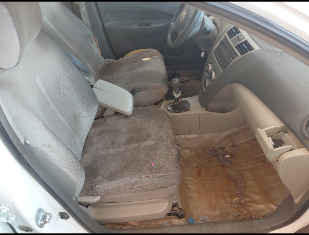 تويوتا يارس  2012 image