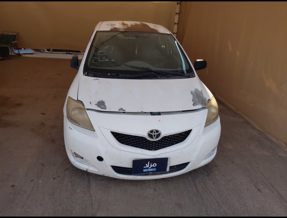 تويوتا يارس  2012