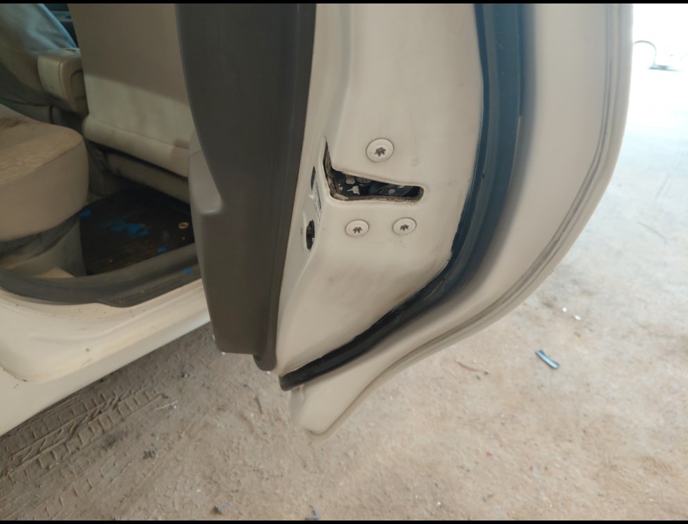 تويوتا يارس  2012 image