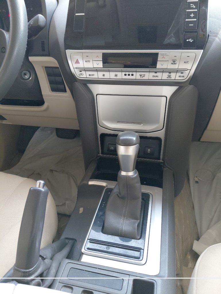 تويوتا برادو  TXL 1 2022 image