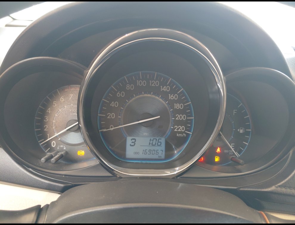 تويوتا يارس  2015 image