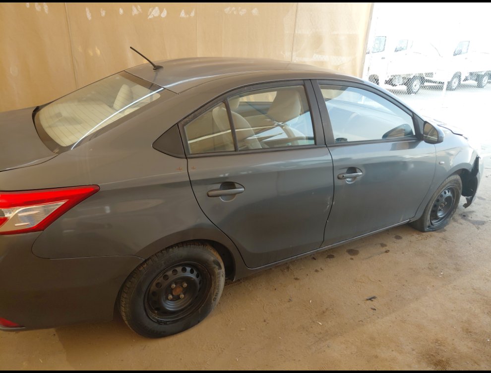 تويوتا يارس  2015 image