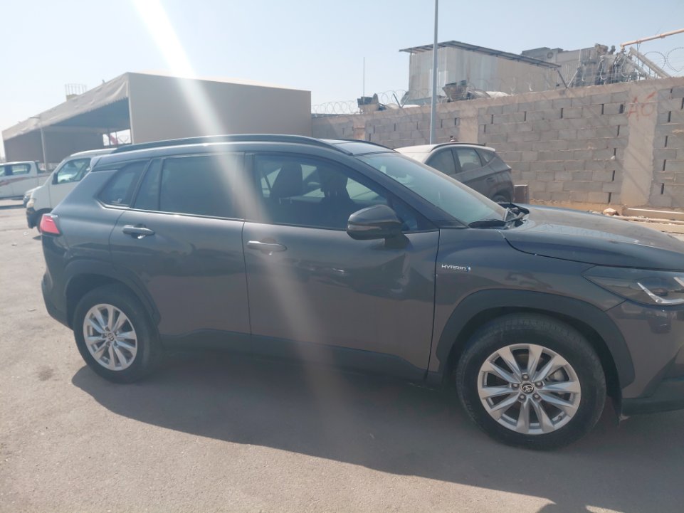 تويوتا كورولا كروس XLI HEV 2023 image