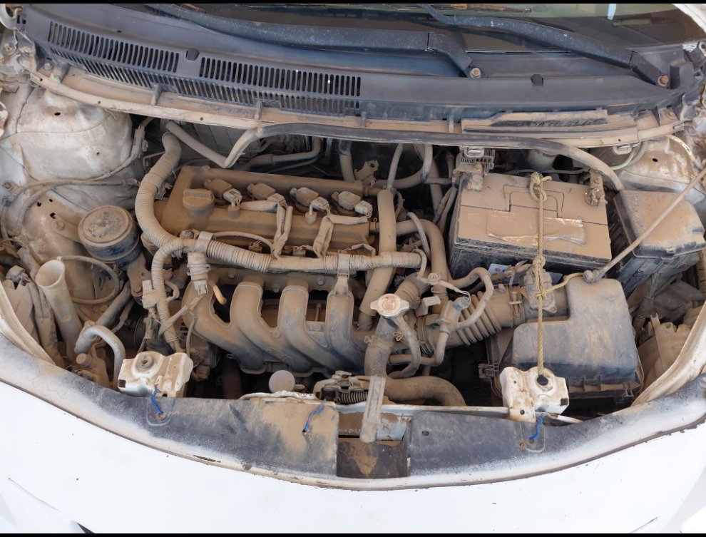 تويوتا يارس  2011 image