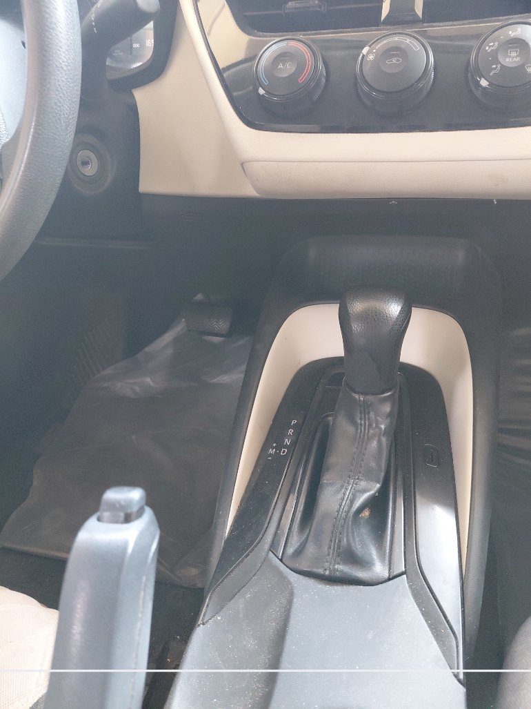 تويوتا كورولا XLI 2022 image