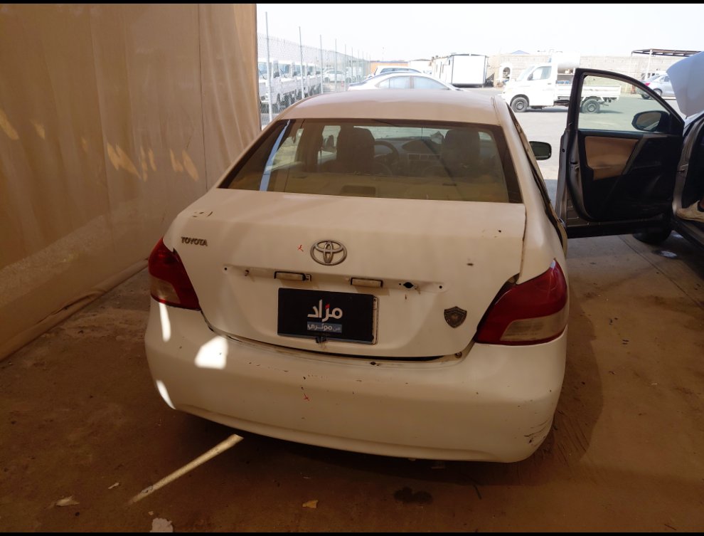 تويوتا يارس  2011 image