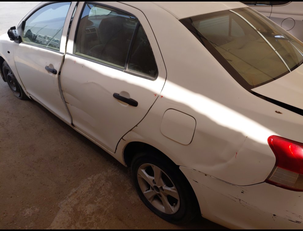 تويوتا يارس  2011 image