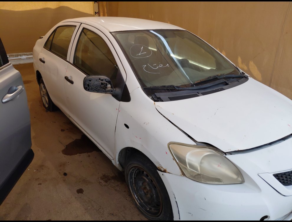 تويوتا يارس  2011 image