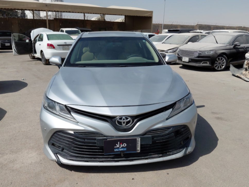 تويوتا كامري GLE 2019