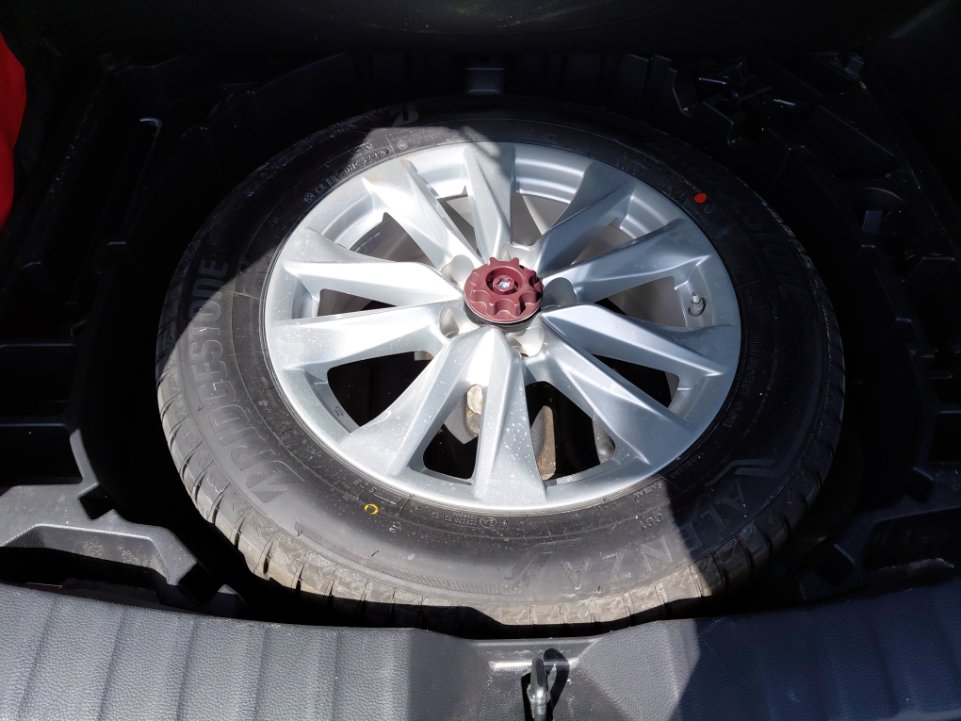 تويوتا كورولا كروس XLI HEV 2023 image