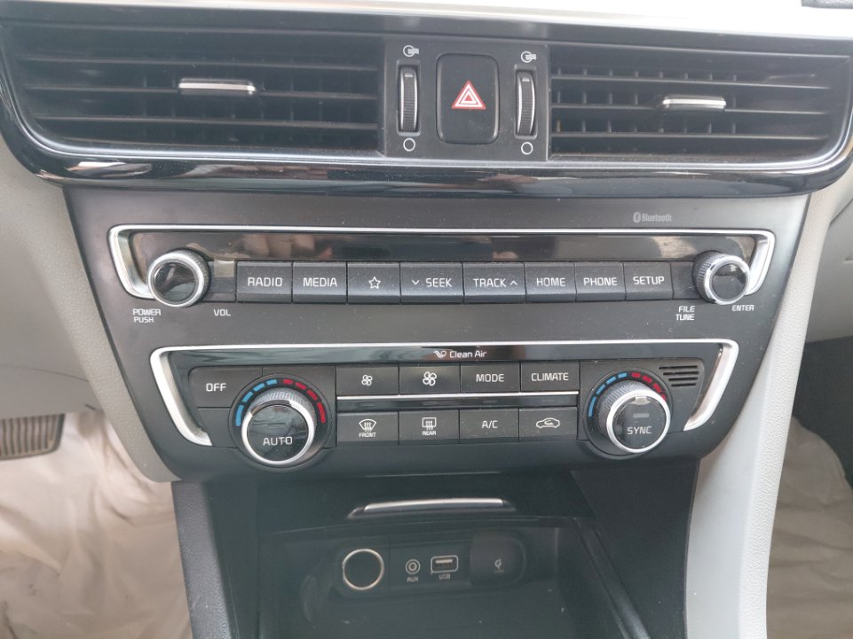 KIA Optima  2019 image