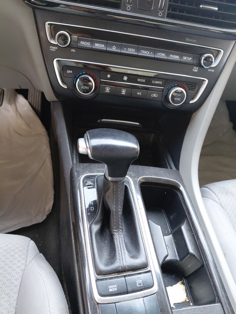 KIA Optima  2019 image