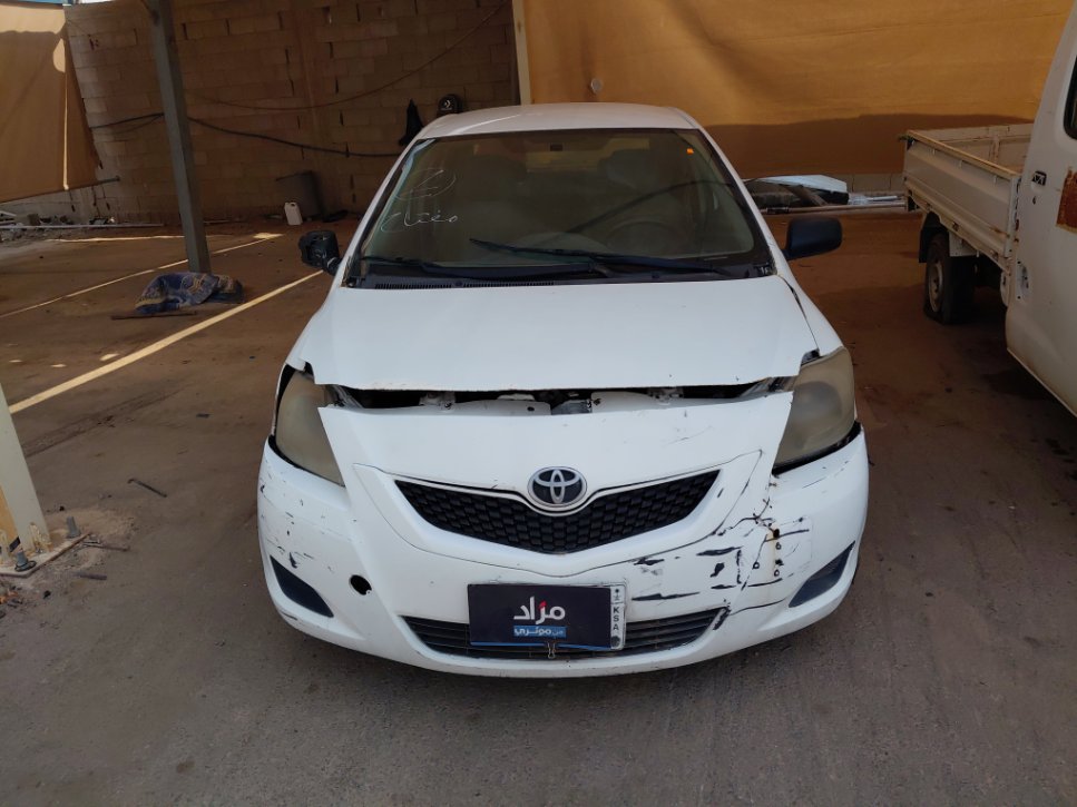 تويوتا يارس  2013