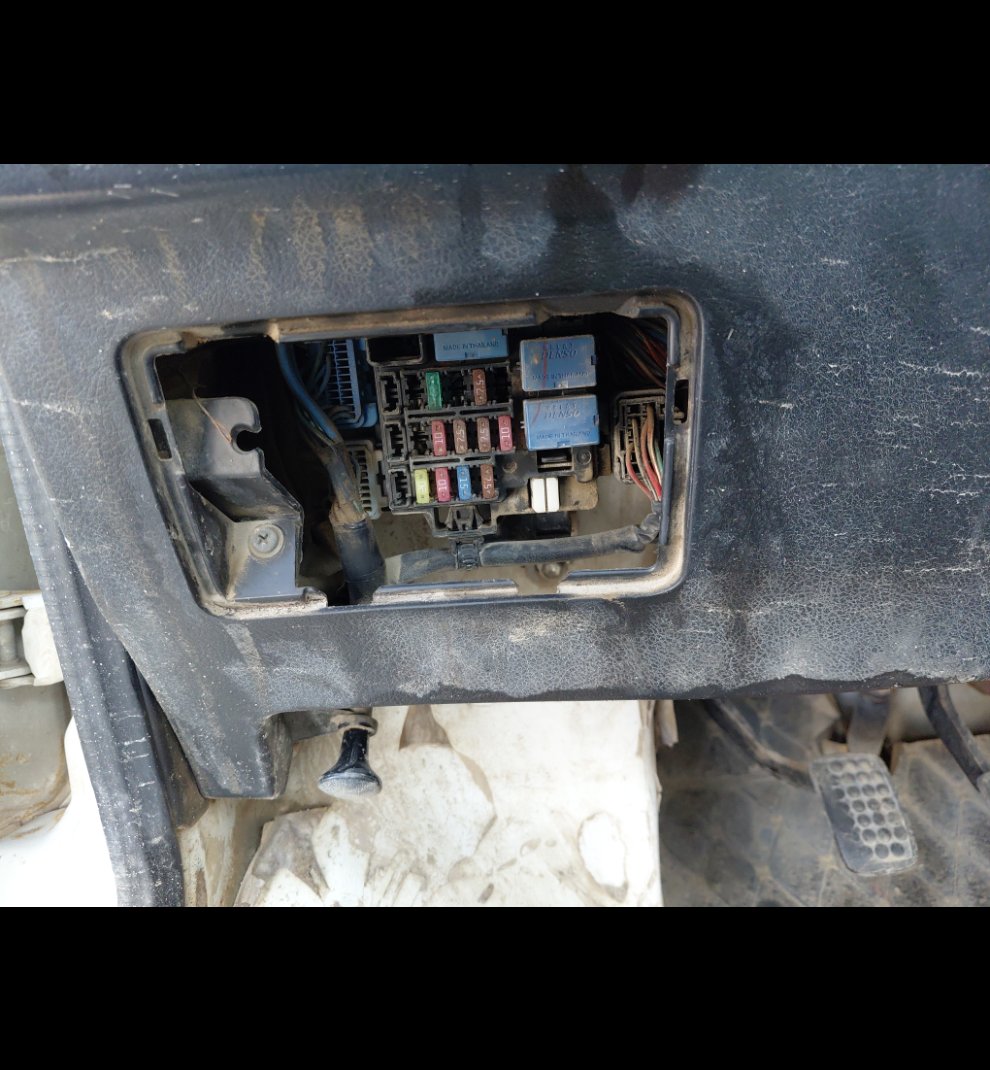 Daihatsu Dabbab  2014 image