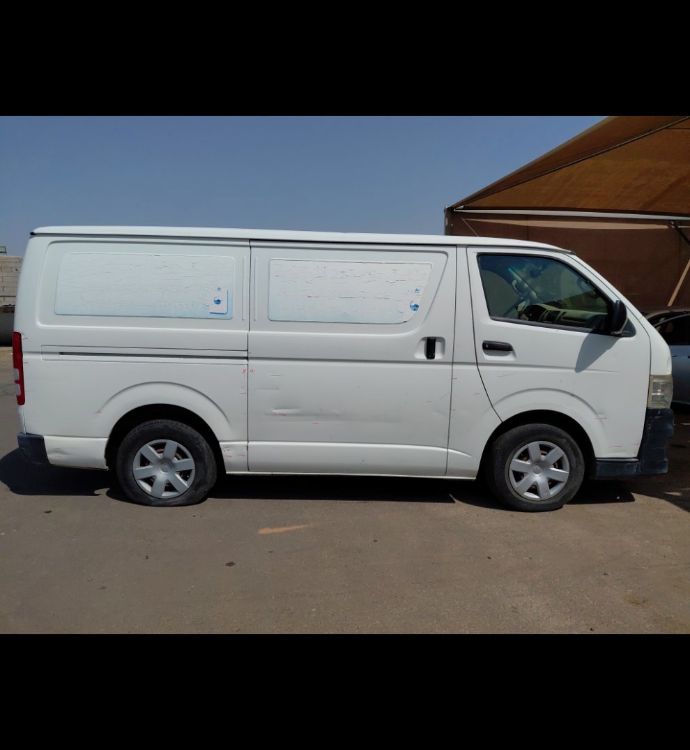 Toyota Hiace  2013 image