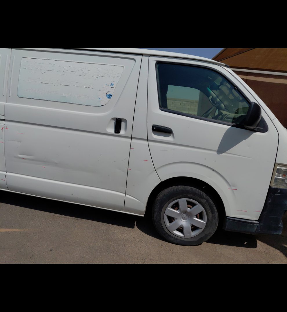 Toyota Hiace  2013 image