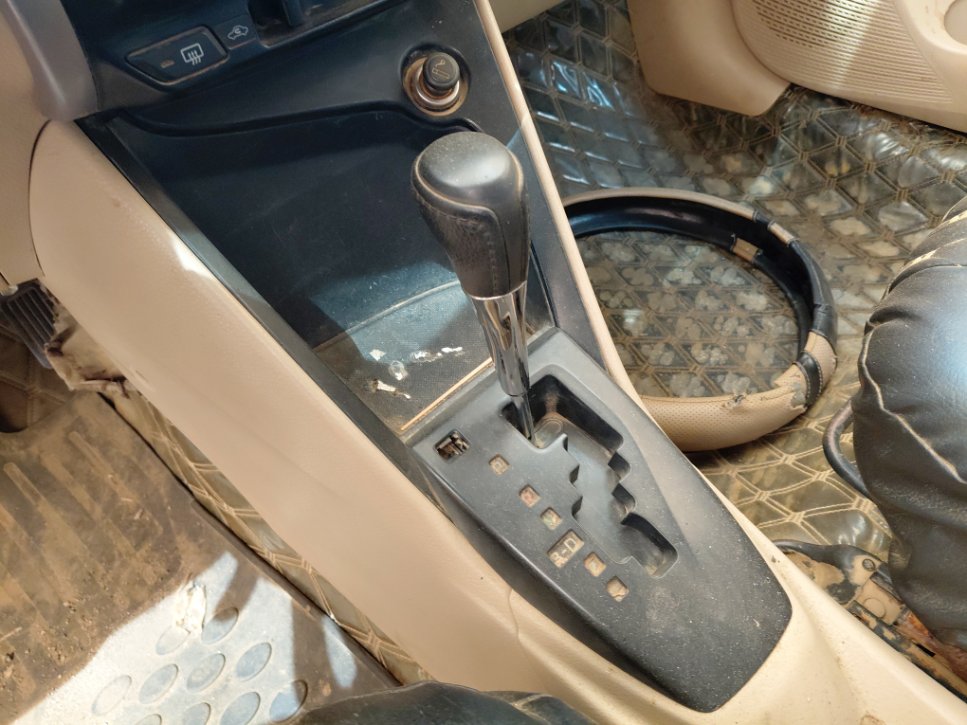 تويوتا يارس  2016 image