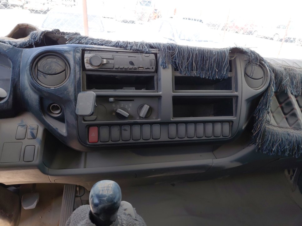 تويوتا دينا  2012 image