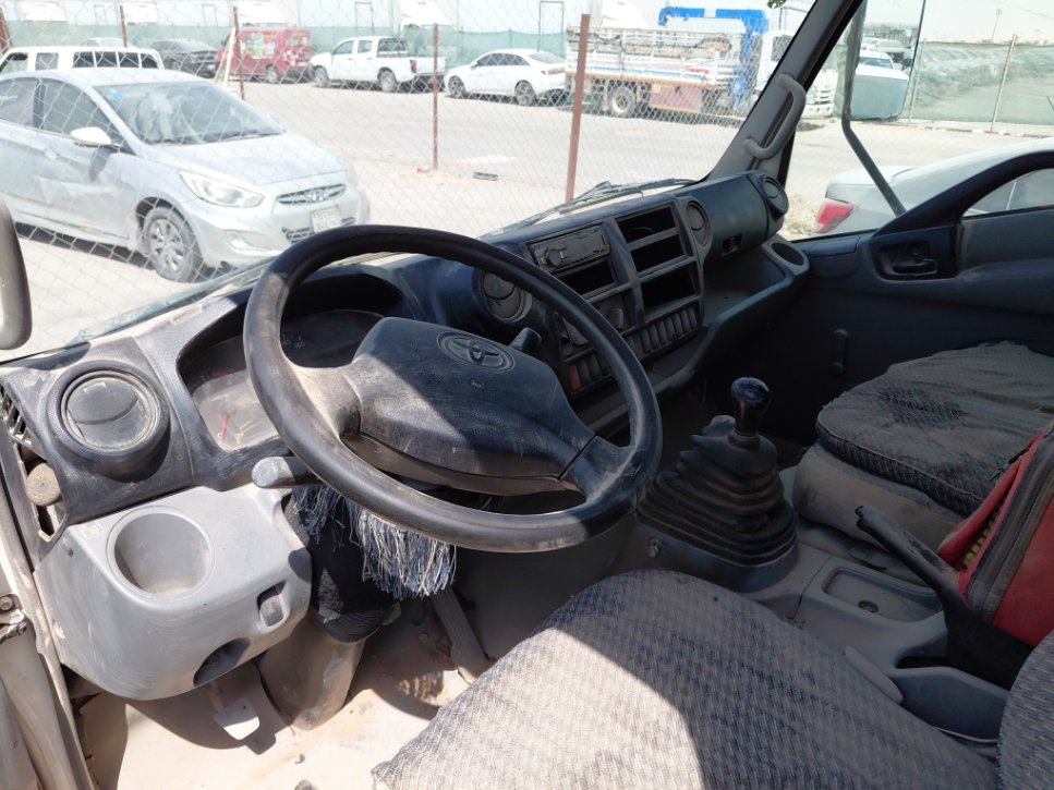 تويوتا دينا  2012 image