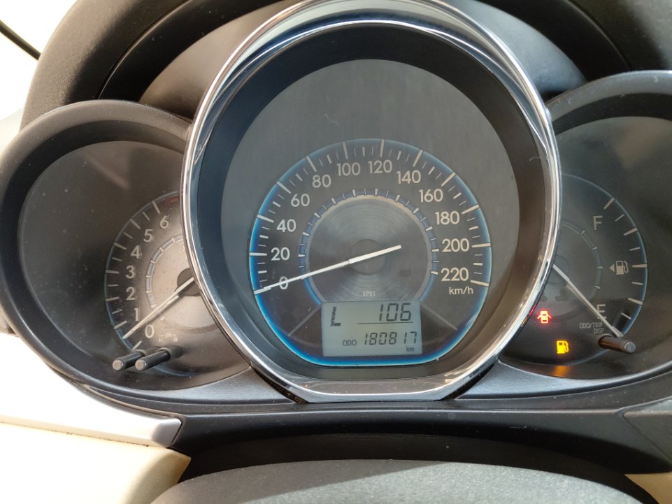 تويوتا يارس  2015 image