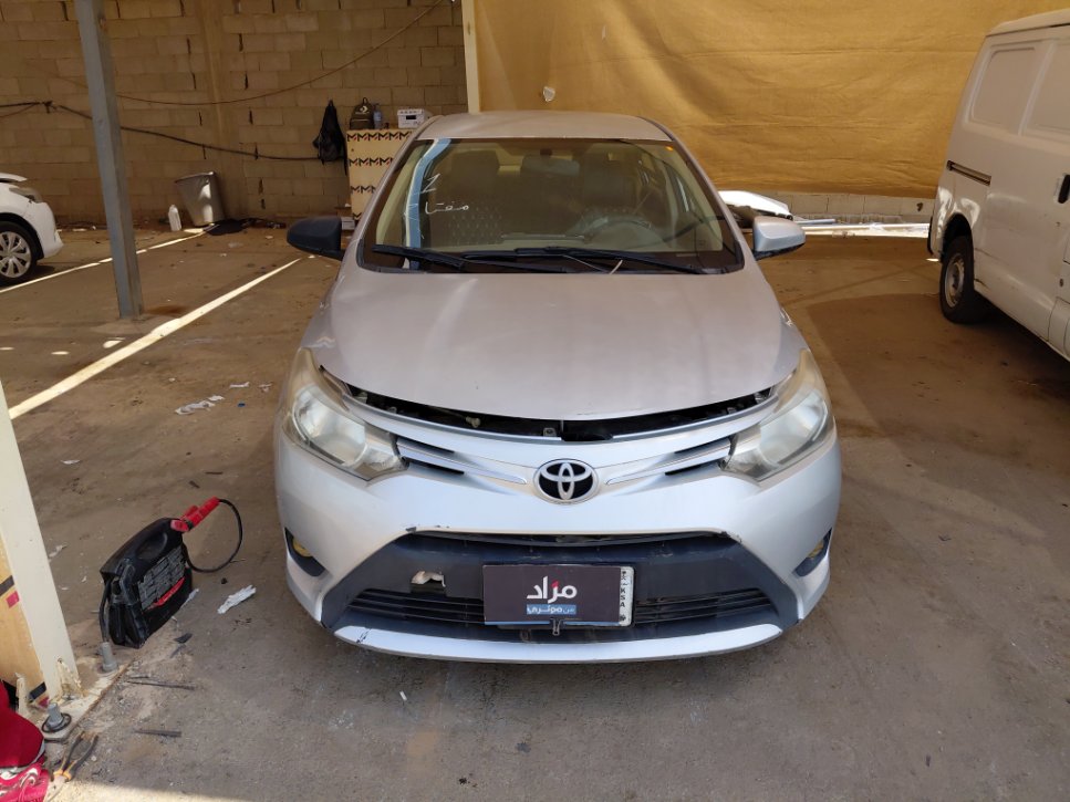 تويوتا يارس  2016
