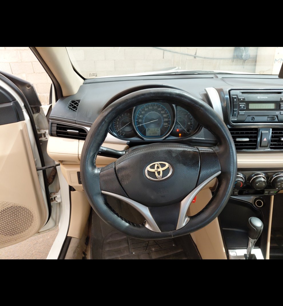 تويوتا يارس  2015 image