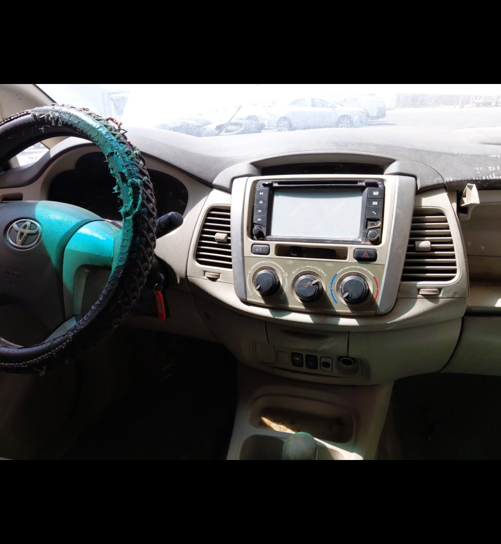 تويوتا انوفا  2013 image