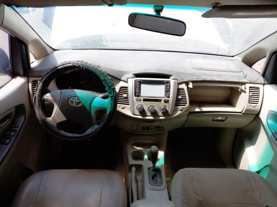 تويوتا انوفا  2013 image